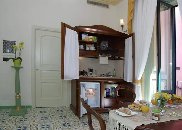 Old Taverna Sorrentina * Сорренто